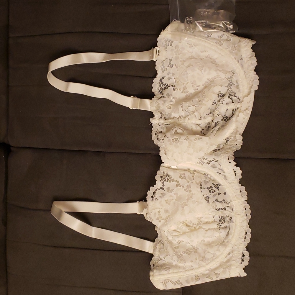 La Redoute bra. Brand new